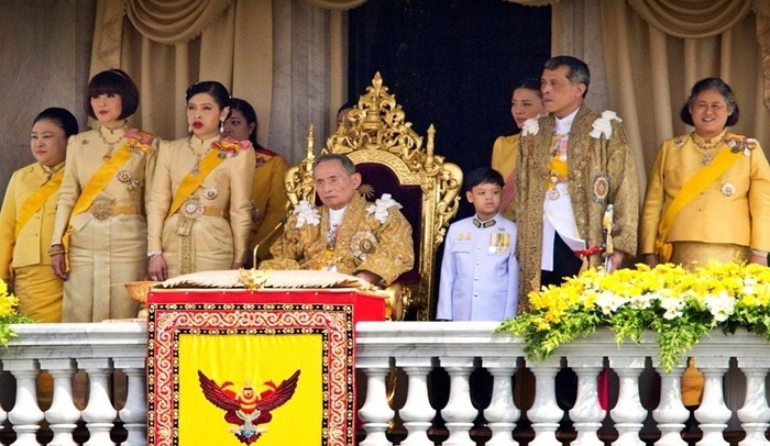 Tránh những lời nói, cử chỉ không tôn trọng với vua và hoàng gia Thái Lan
